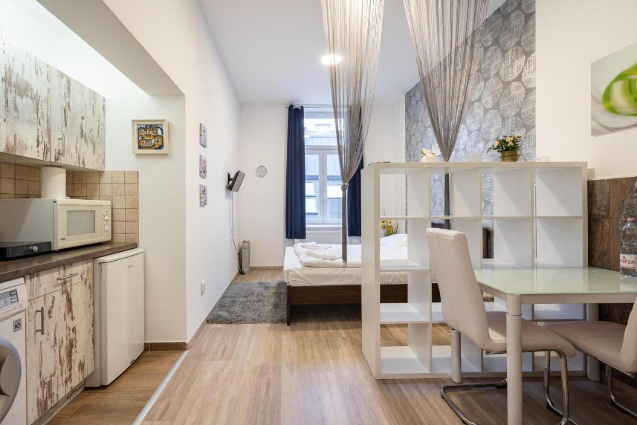 Silver Home Apartments In The City Centre Budapest Esterno foto